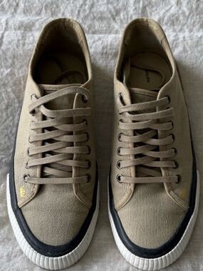 Brazilian Brand Canvas Sneakers – Beige Minimal Style – Size 8.5